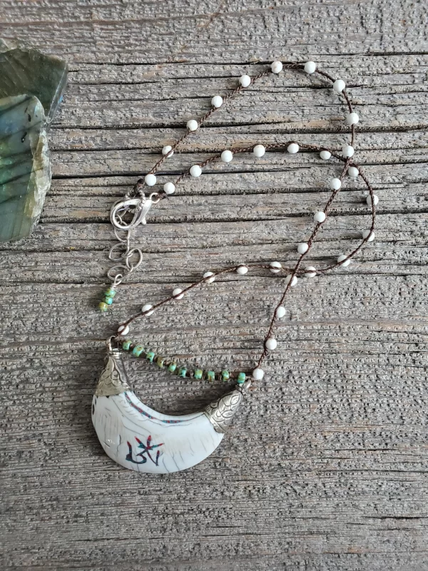 Tibetan Shell Necklace