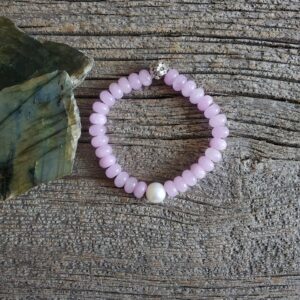 Lavender Jade and Pearl Stretch Bracelet