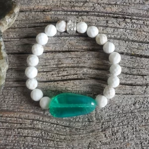 Creamy Howlite and Green Czech Glass Stretch Bracelet