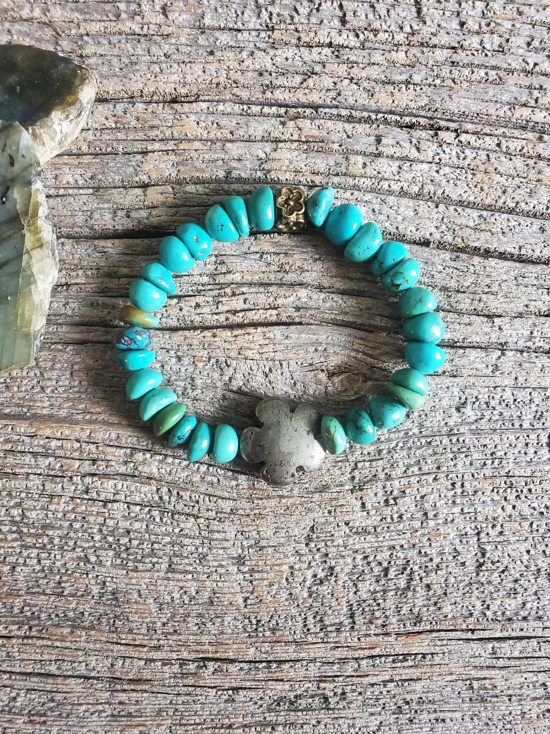 Blue Howlite and Pyrite Flower Stretch Bracelet