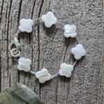 Mother of Pearl Flower Bracelet