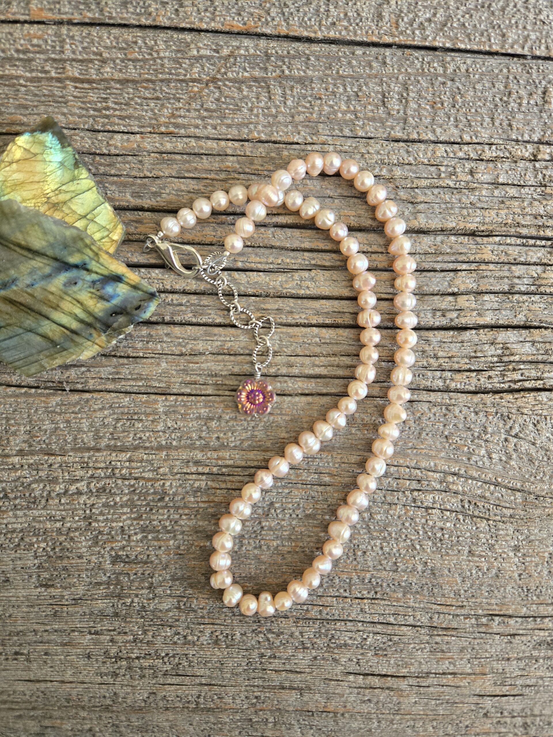 Pinky Peachy Pearl Strand