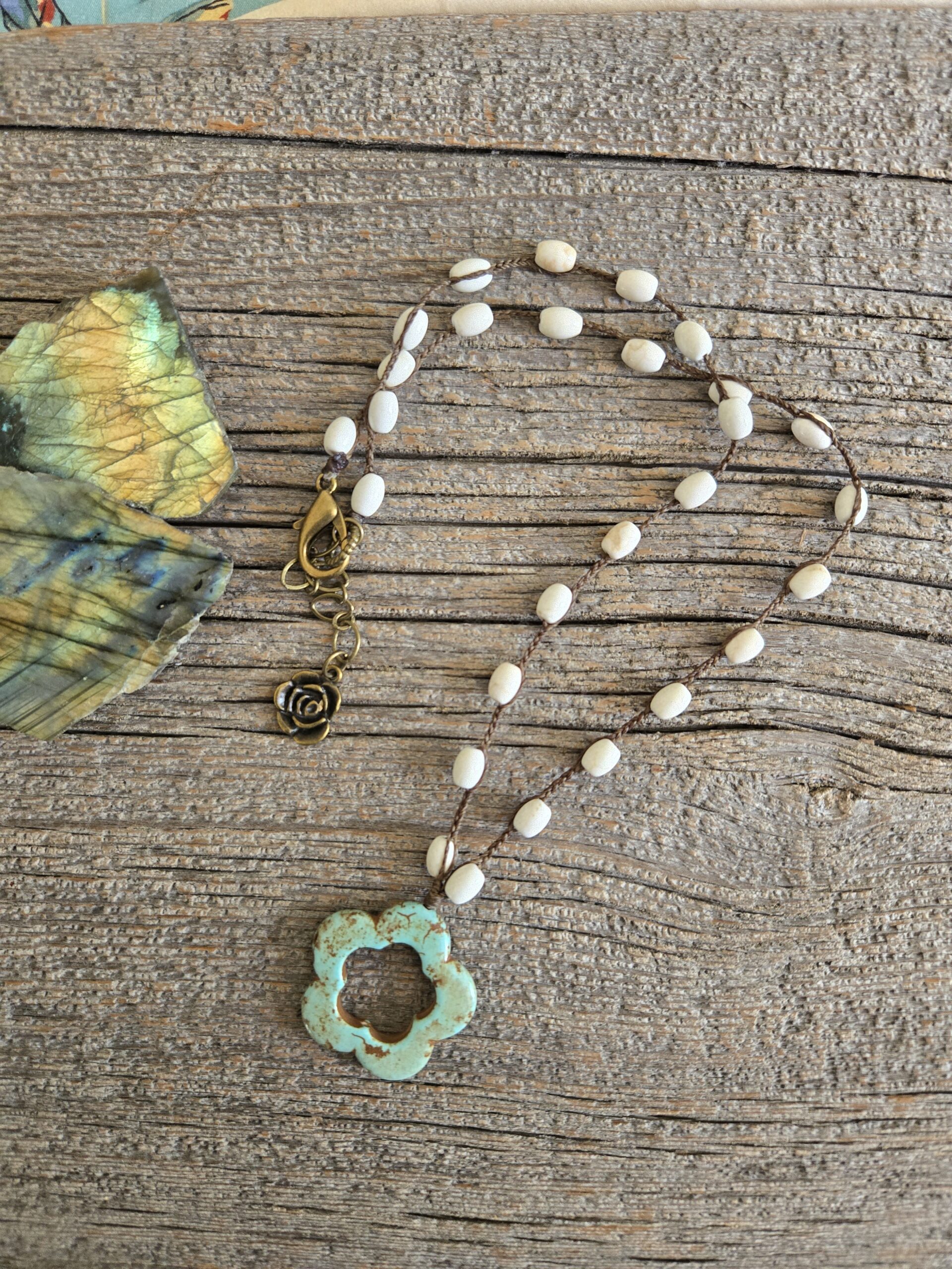 Howlite Flower Necklace
