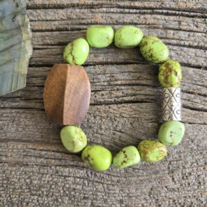 Green Howlite and Wood Bead Stretch Bracelet