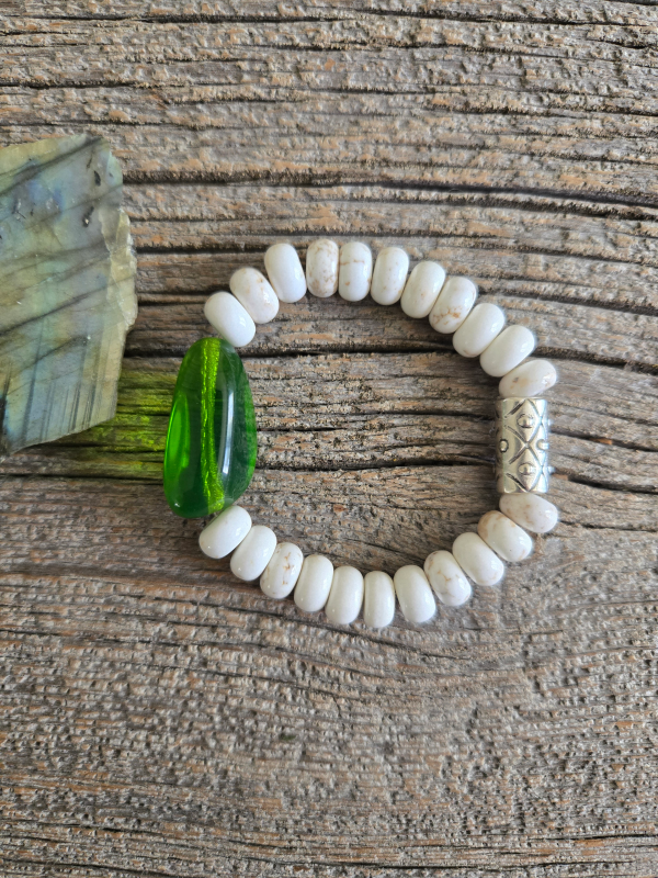 Howlite and Bottle Green Beaded Stretch Bracelet